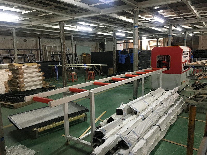 老公非要購買這家門窗廠的鋁合金門窗，看到實物我閉嘴了！