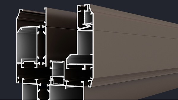 工程門窗中，斷橋鋁合金門窗的“斷橋”是指什么？
