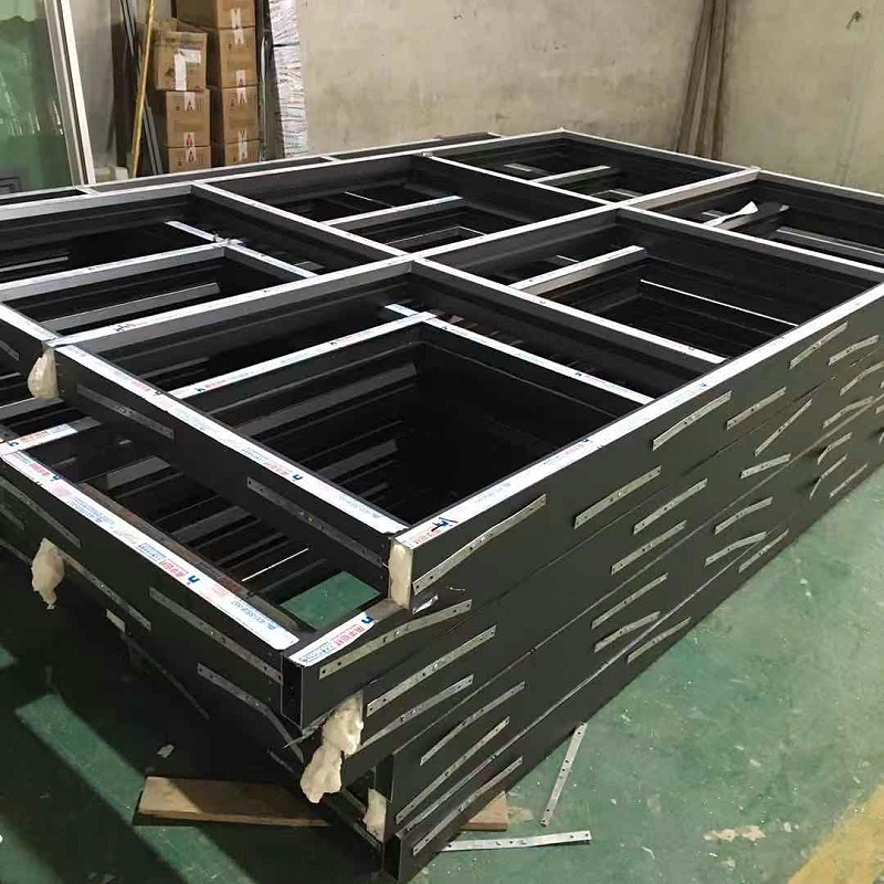 嚴(yán)嚴(yán)冬日里選擇保暖的鋁木復(fù)合門窗有多重要？