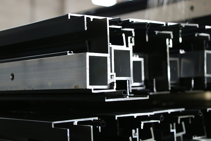 日子過久了才發(fā)現(xiàn)，家里使用樓上樓節(jié)能系統(tǒng)門窗很有必要！