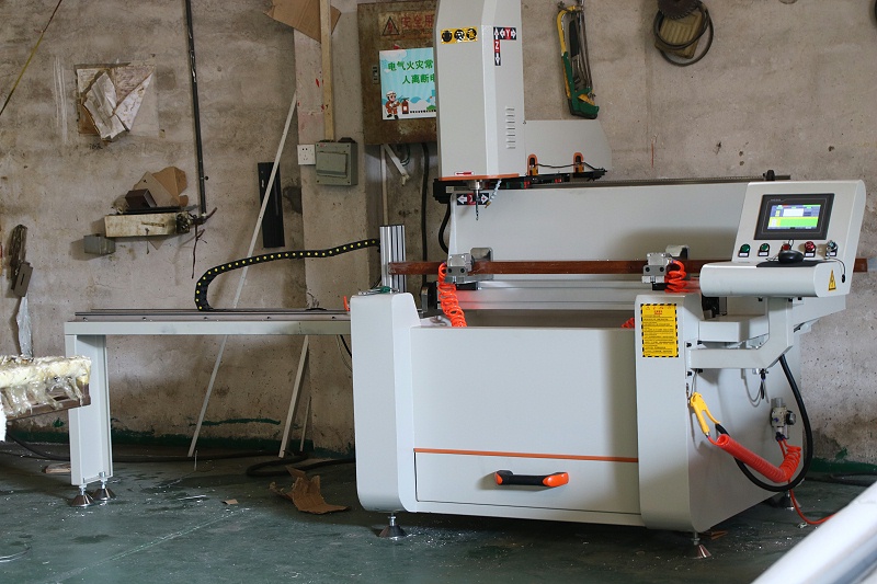 真正懂門窗的人，家里都在用這種鋁合金門窗！