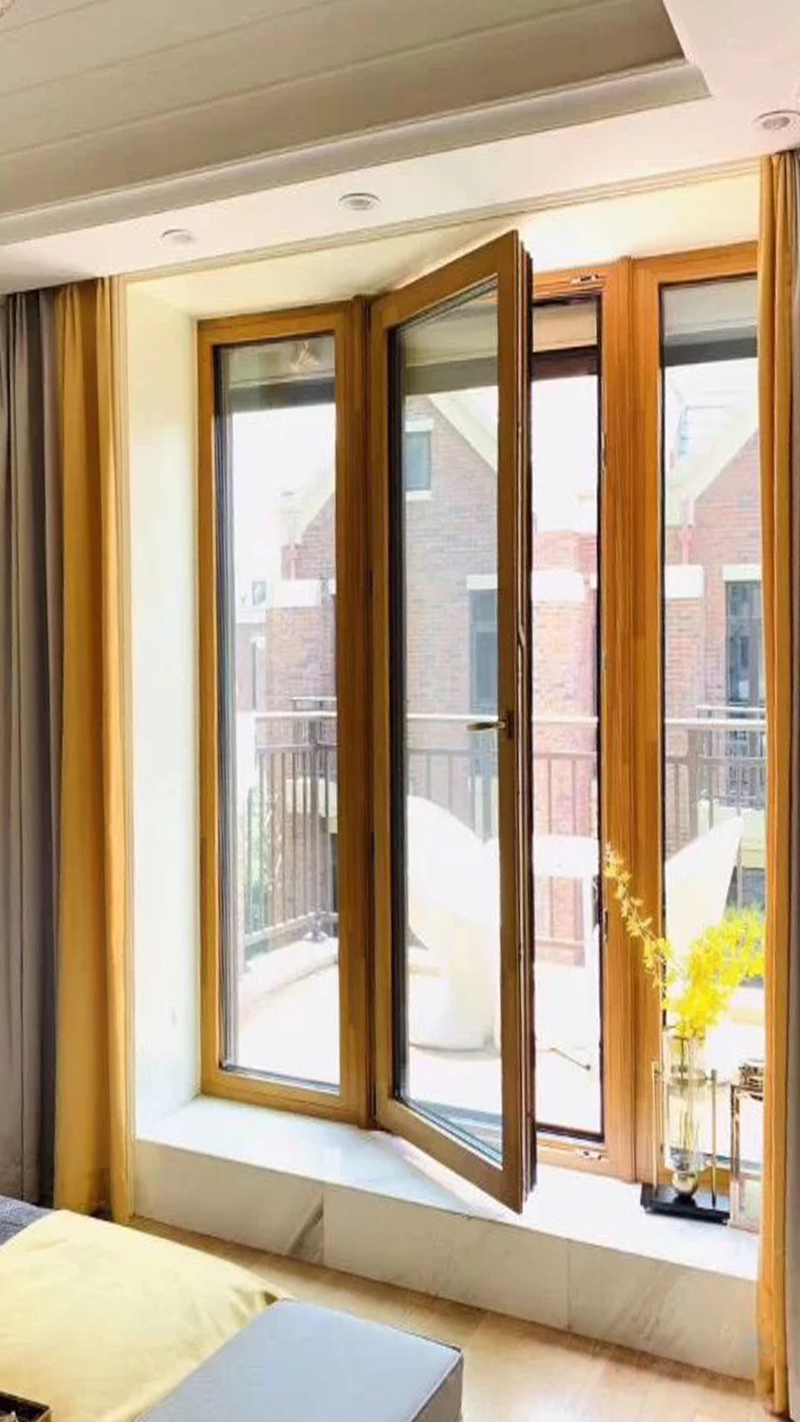 別再嫌這款鋁木復(fù)合門(mén)窗貴啦，用起來(lái)它真的物超所值！