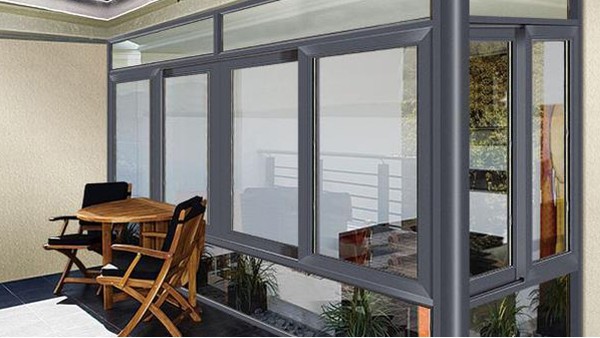佛山哪里有高端鋁合金門窗合作的廠家？國(guó)內(nèi)十大門窗品牌樓上樓門窗