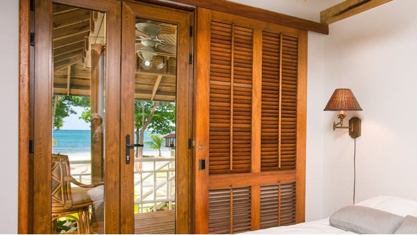 鋁合金門窗多少錢一平米？樓上樓門窗告訴你別再被忽悠！